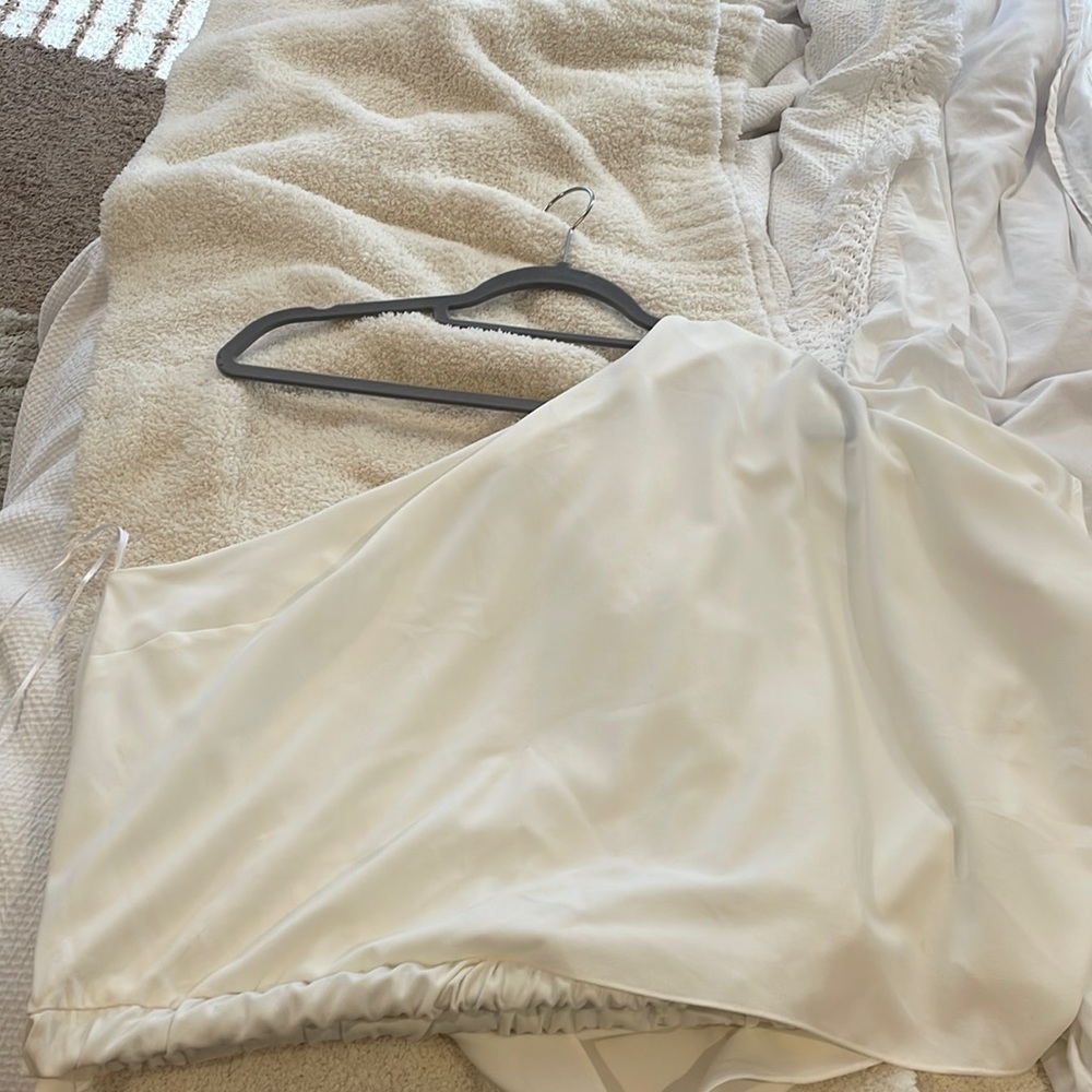 White One shoulder top